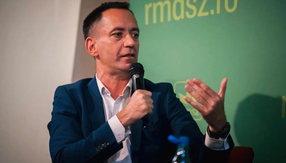 UDMR atacă dur USR în scandalul funcțiilor din Parlament. Csoma Botond: „Percep la ei ipocrizie și un standard dublu”