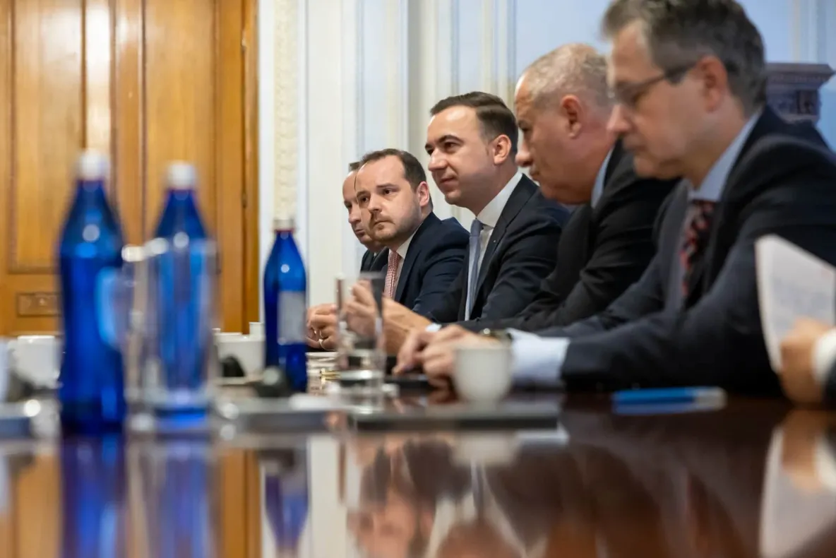 Alexandru Rogobete, discuții cu S&P despre investițiile în sănătate și industria farmaceutică: „Sănătatea trebuie să fie parte din dezvoltarea economică”