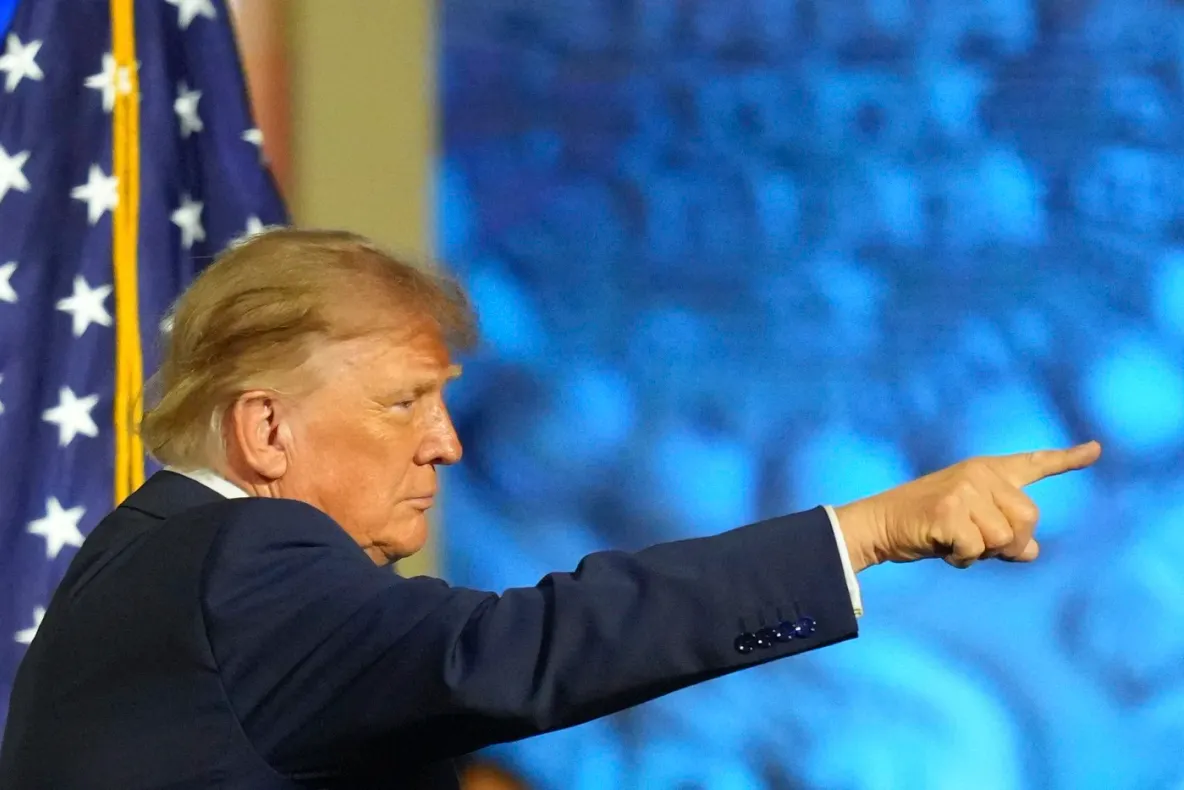 Trump promite câte 5.000 de dolari fiecărui american dacă republicanii câștigă alegerile