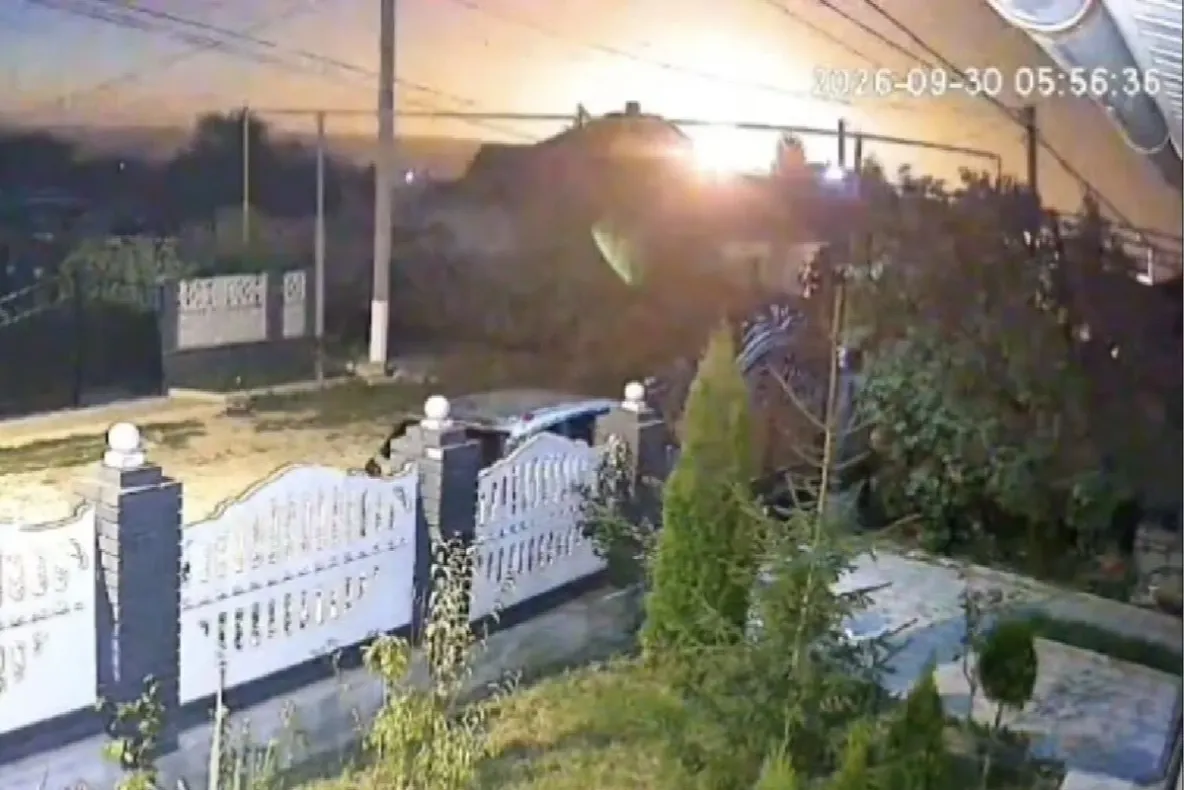 O dronă a intrat în spațiul aerian al Republicii Moldova și a explodat lângă un sat. Autoritățile au securizat zona