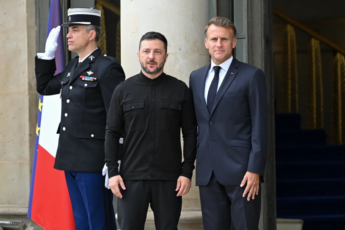Macron, întrevedere cu Zelenski la New York. Sprijinul promis de Franța: cum va ajuta Ucraina pe timpul iernii