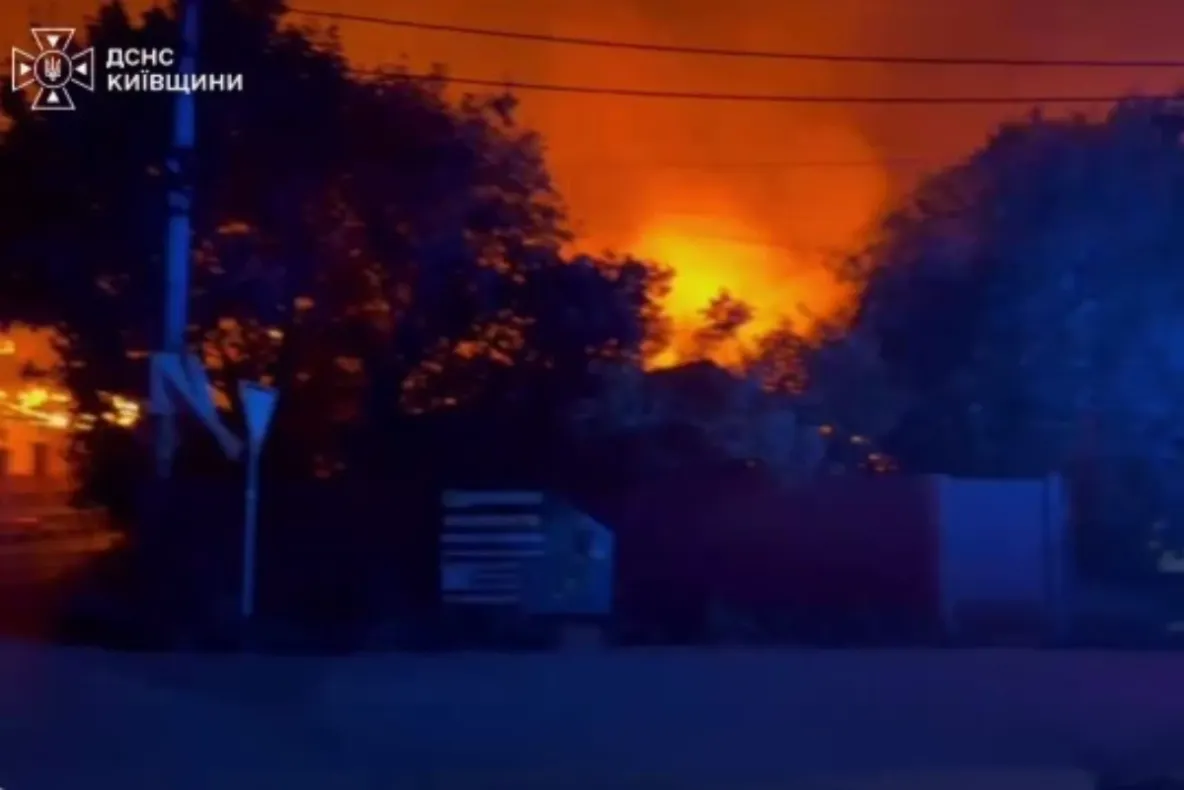 Atac devastator în Ucraina: o bombă ghidată a lovit un bloc. Doi oameni au murit, iar opt au fost răniți