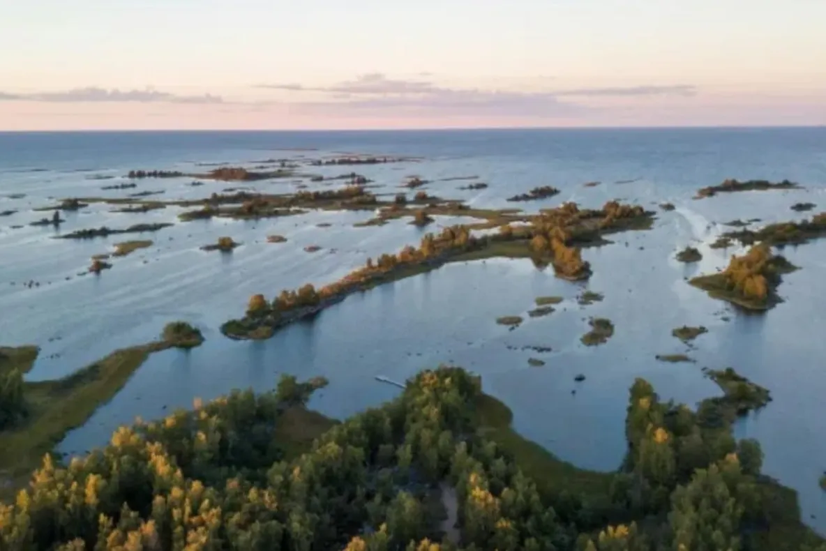 Finlanda „crește” după era glaciară. Sute de hectare de uscat apar anual, iar proprietarii de terenuri se confruntă cu o situație neobișnuită