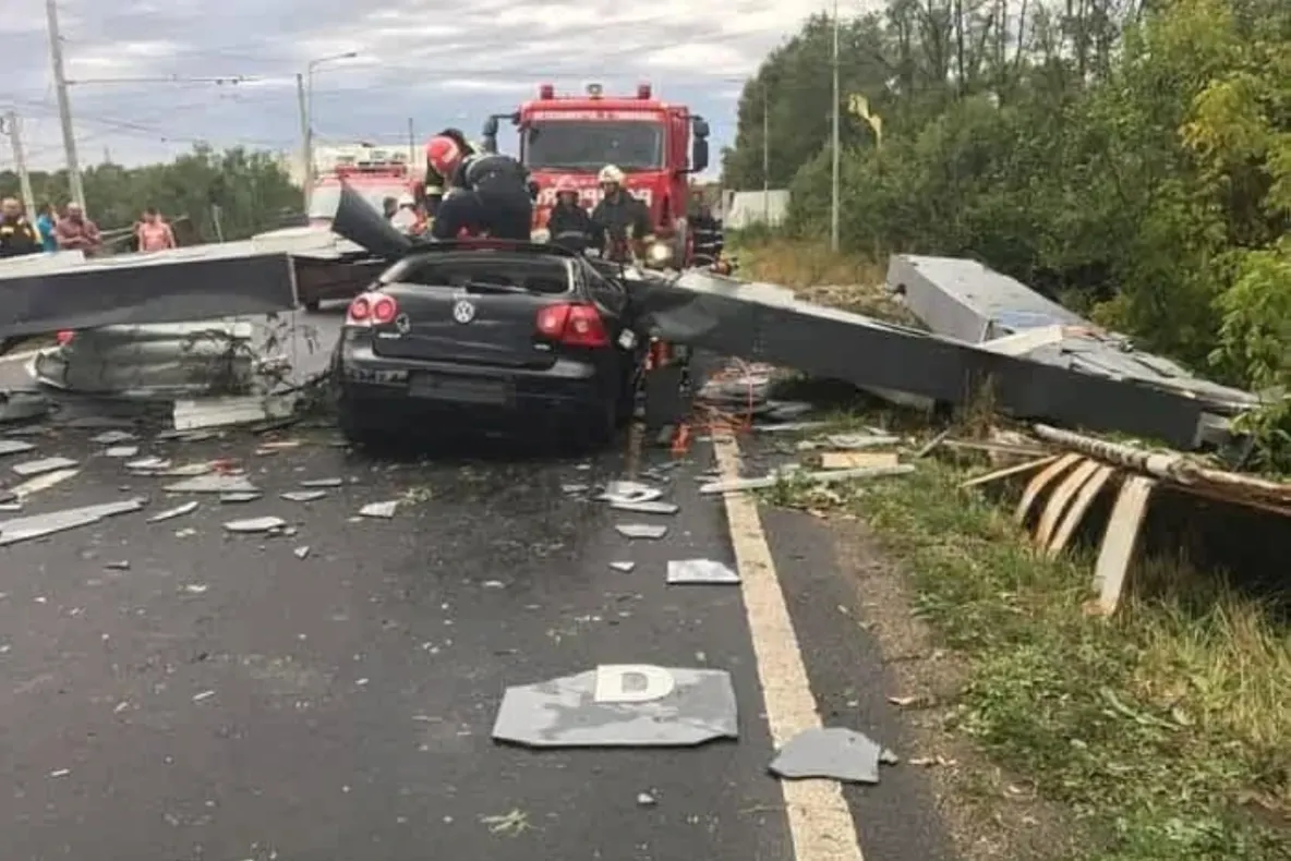 9 ani de la ziua în care Timișoara a fost lovită de o furtună devastatoare. Vântul a ajuns la 108 km/h