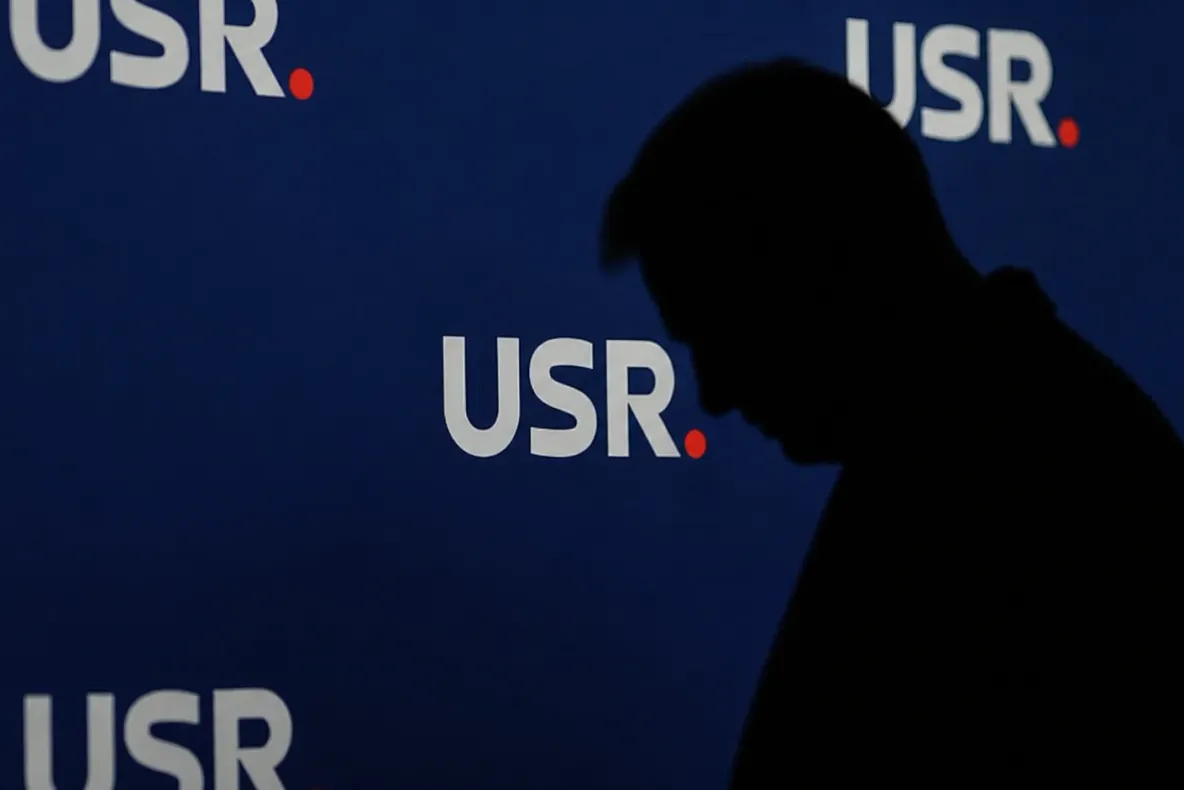 USR începe să piardă oameni. Un senator pleacă din partid și atacă dur conducerea: „Mai pot să-mi păstrez integritatea dacă rămân?”