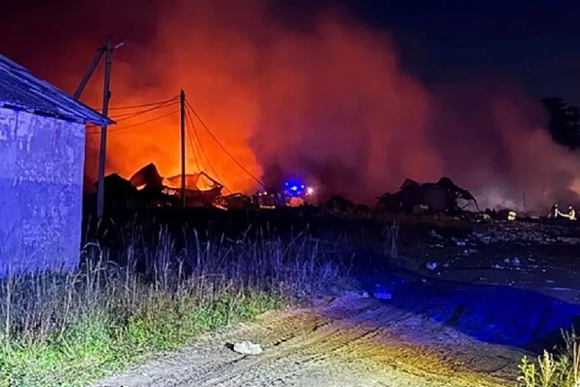 Tragedie la o fabrică de artificii din Rusia. Cel puțin 14 oameni au murit într-un incendiu devastator - VIDEO