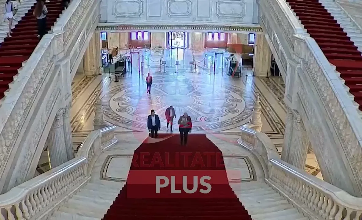 Zi decisivă la Senat: Începe comisia de anchetă privind întâlnirea secretă dintre premierul demis și șefa CCR | LIVE TEXT