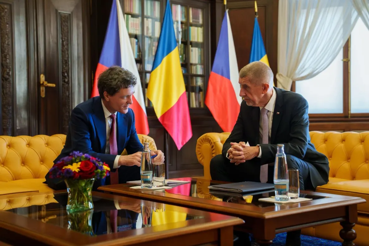Nicușor Dan, întâlniri la nivel înalt în Cehia. Cooperarea bilaterală, securitatea și apărarea, în centrul discuțiilor