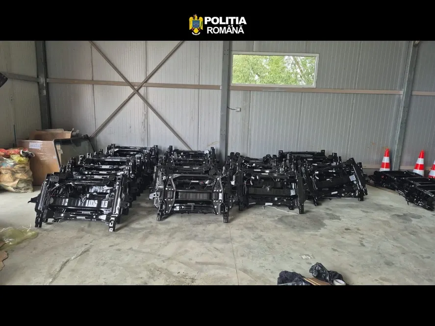 Peste 4.600 de piese auto, suspectate că sunt contrafăcute, confiscate de polițiști. Prejudiciul depășește 270.000 de euro