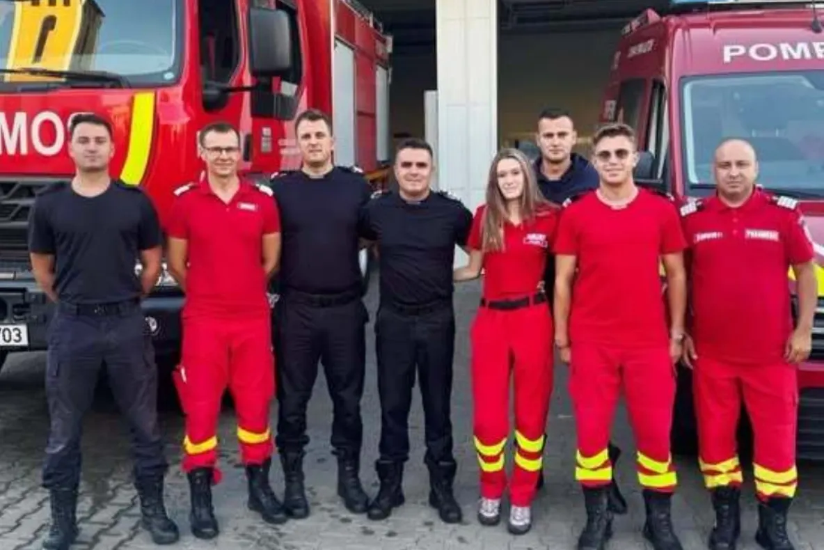 O fetiță de aproape doi ani s-a înecat cu mâncare într-un bloc din Florești. Pompierii au ajuns în mai puțin de două minute