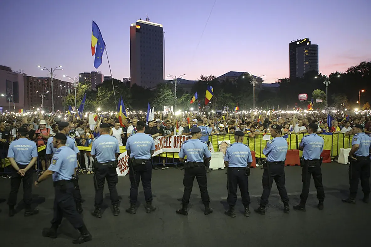 Dosarul 10 August, din nou în instanță. Curtea Militară de Apel judecă achitarea foștilor șefi ai Jandarmeriei