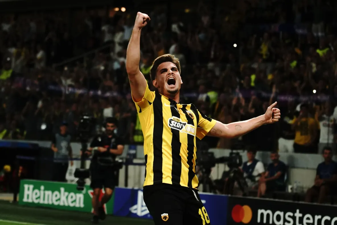 Răzvan Marin, gol de senzație în Liga Campionilor! Românul a decis victoria lui AEK Atena și a fost omul meciului