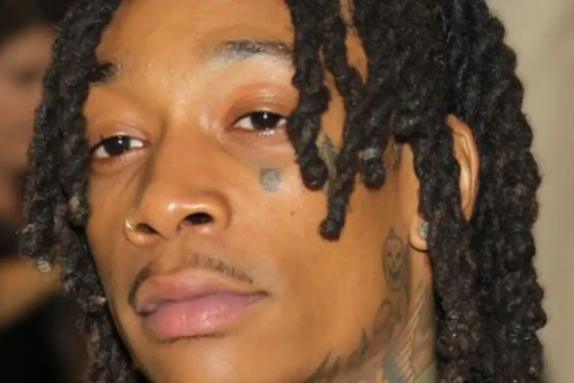 Dosarul lui Wiz Khalifa, mutat la Curtea de Apel București. Rapperul contestă condamnarea la 9 luni de închisoare