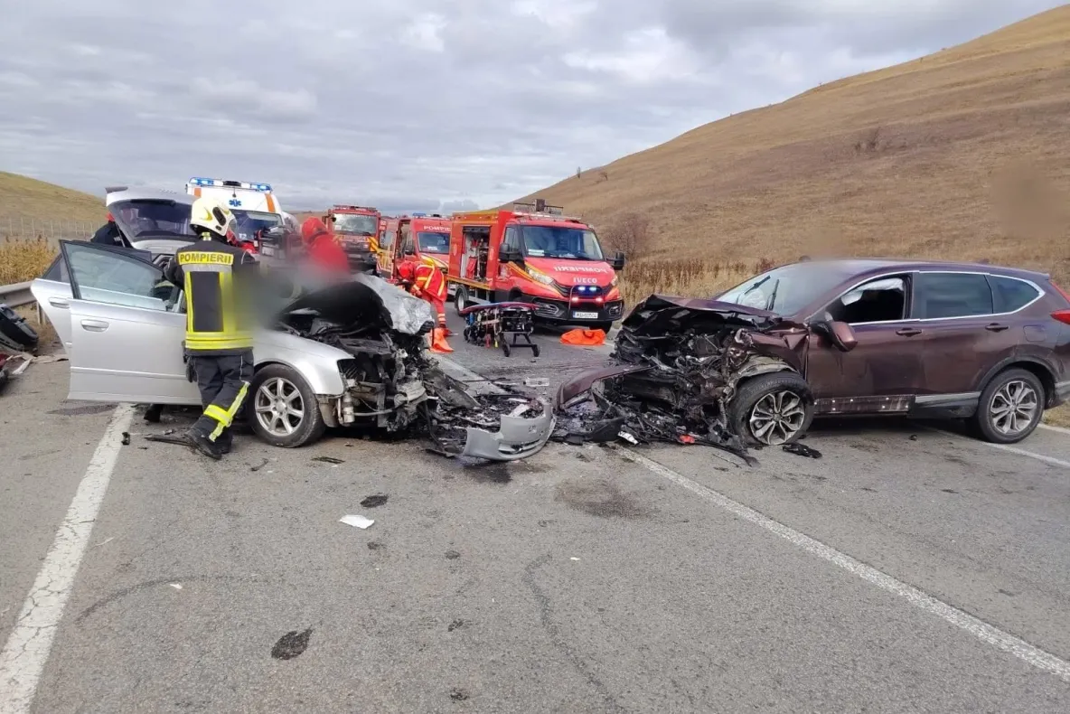 Accident violent pe centura Vâlcele-Apahida, în Cluj: două persoane au fost rănite