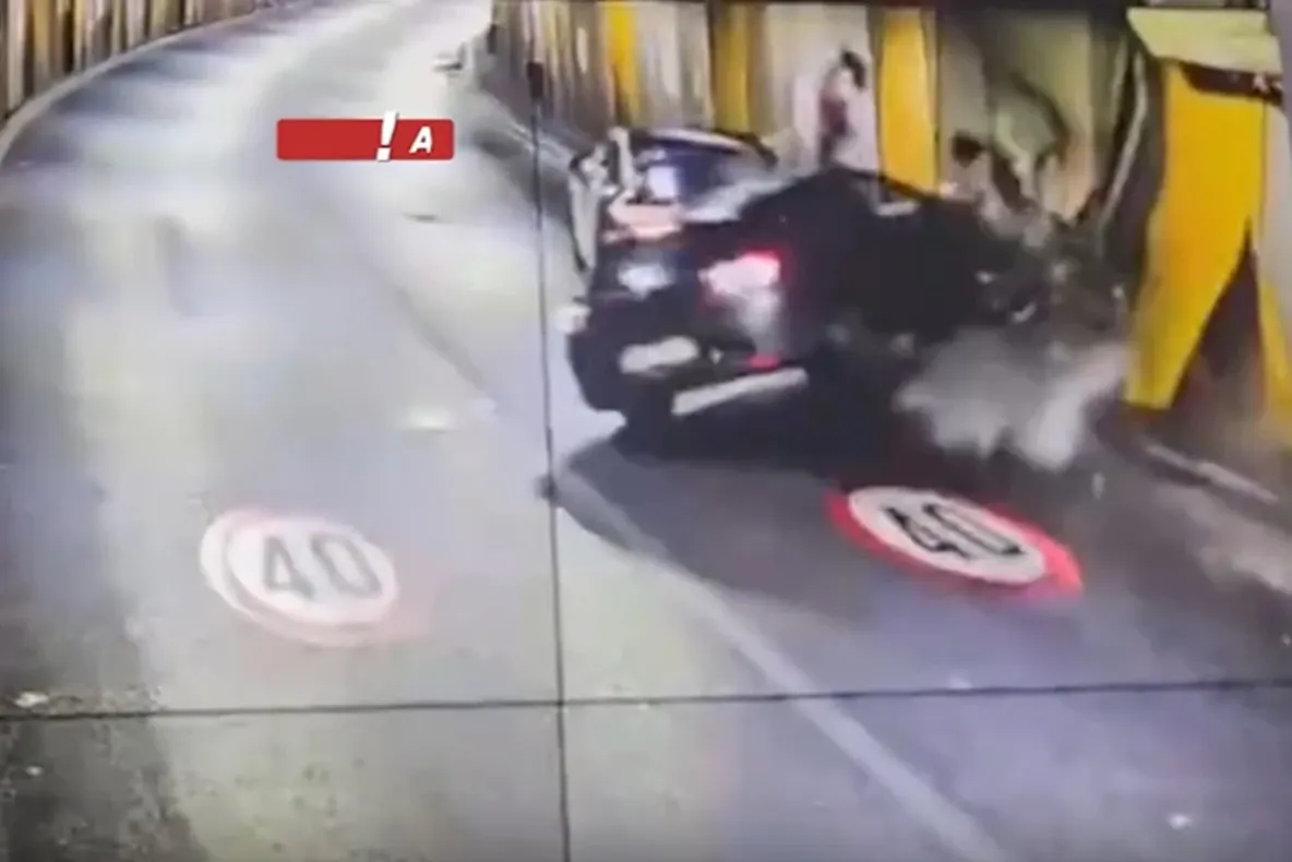 Primele imagini cu impactul violent din Pasajul Unirii. Șoferul, pozitiv la ketamină VIDEO