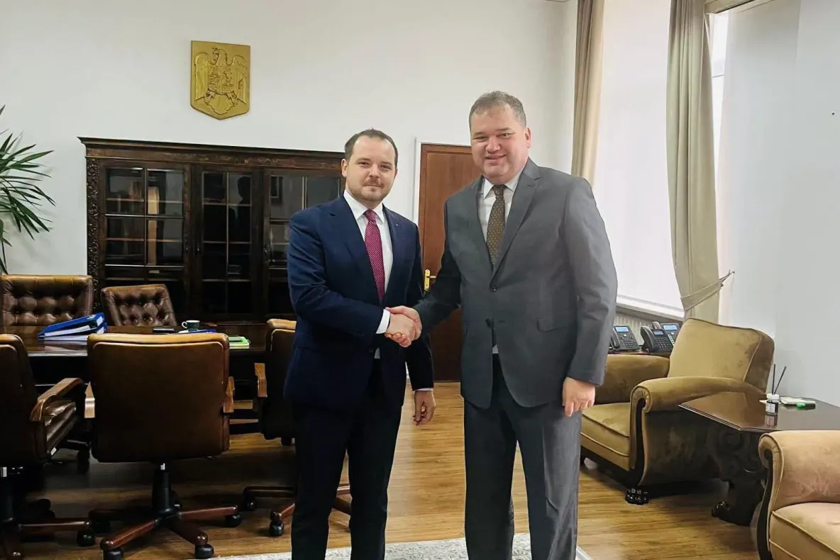 Alexandru Rogobete și-a preluat mandatul la Sănătate: "Continuăm să construim un sistem de sănătate mai bun pentru oameni"