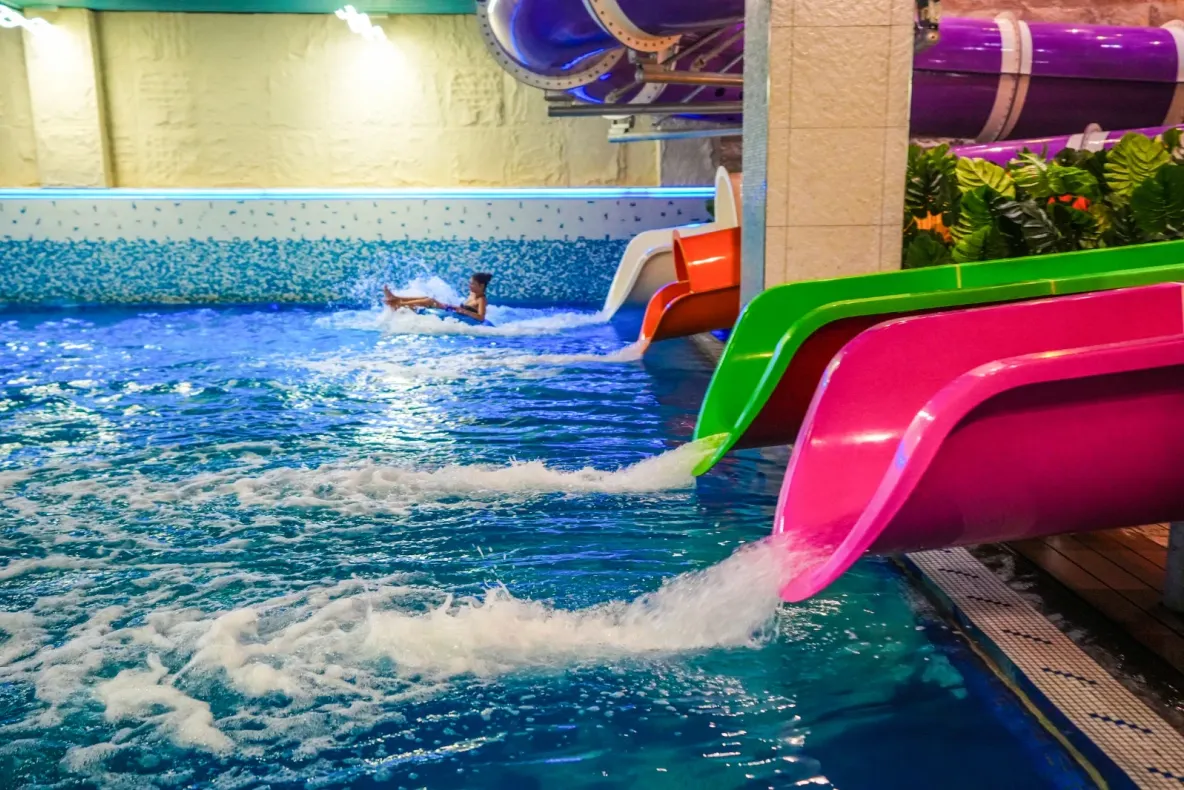 Campania de acces gratuit la AquaVentura continuă și în această săptămână pentru elevii din Sectorul 3 și părinții lor