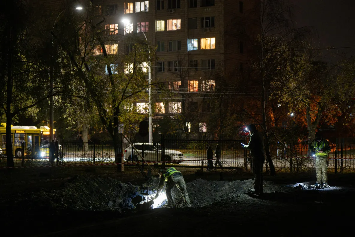 Atac rusesc cu rachete balistice asupra Kievului: un mort și 10 răniți, majoritatea studenți. O universitate a fost avariatăVIDEO