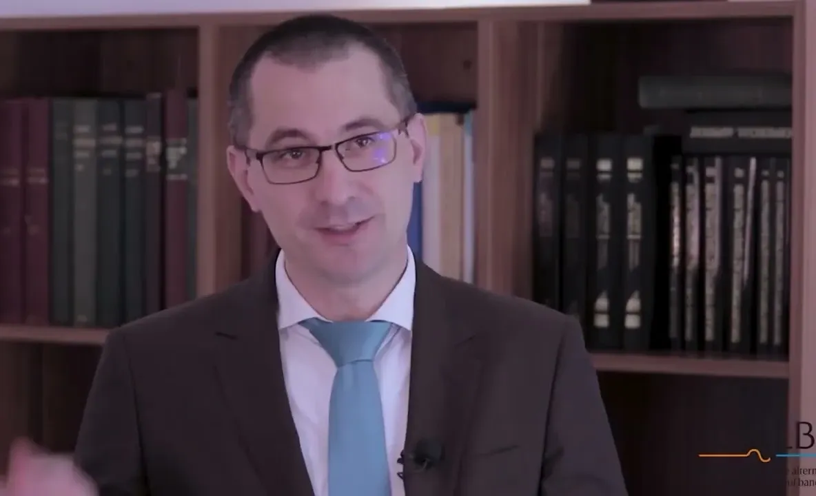 Cine este Mihai Trandafir, avocatul care l-a însoțit pe Bolojan la DNA Iași. Legăturile cu rețeaua lui Coldea
