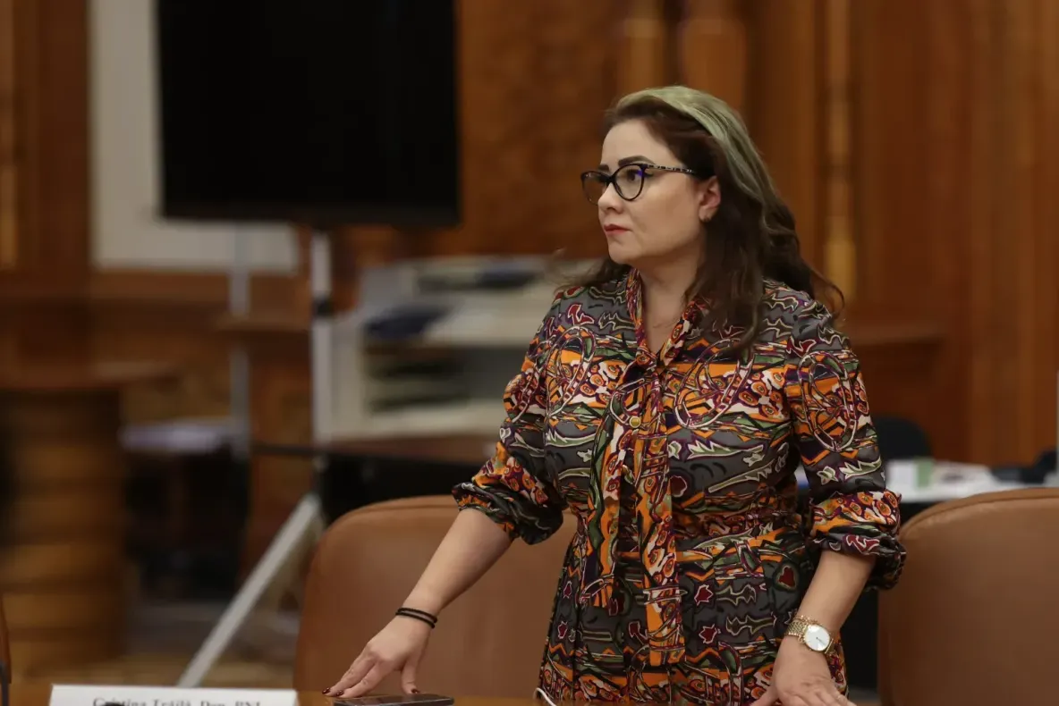 Audierile maraton continuă în dosarul Fănel Bogos! Cristina Trăilă a ajuns la DNA Iași. Ar putea deveni inculpată