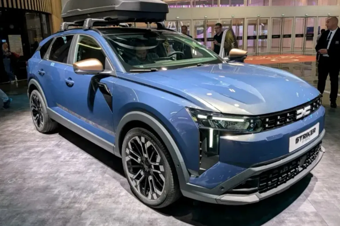 Dacia Striker, lansată la Salonul Auto de la Paris. Primele detalii oficiale despre echipare și prețuri VIDEO