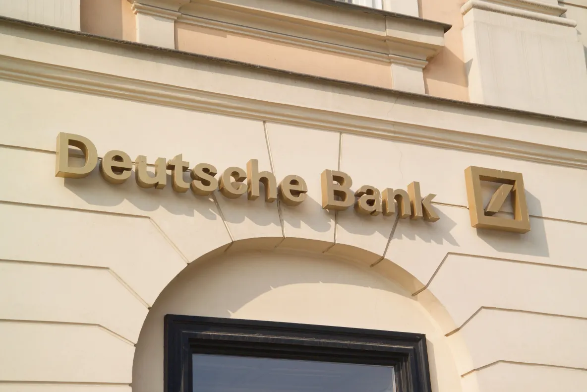 Șeful Deutsche Bank avertizează: ascensiunea AfD pune în pericol atractivitatea Germaniei pentru investitori