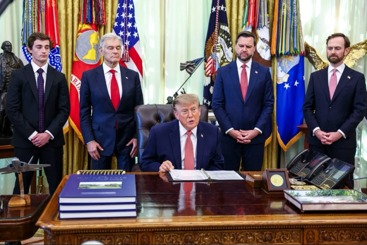 Trump, avertisment dur pentru Zelenski: „Trebuie să încheie un acord. Dacă nu vrea, cred că va fi mai rău”