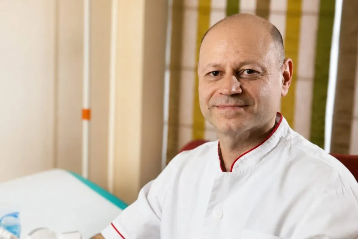 Steatoza hepatică. Dr. George Marinescu explică ce poate arăta ecografia și care sunt limitele investigației