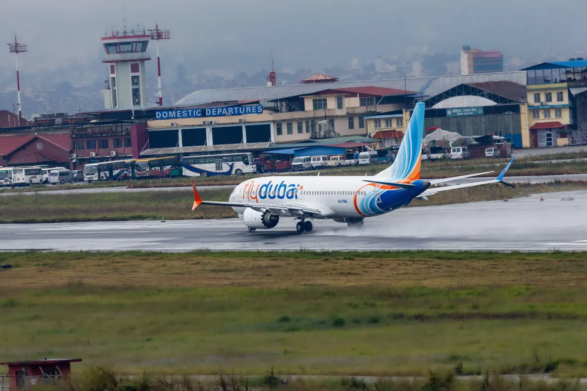 FlyDubai suspendă zborurile către şi dinspre Israel după incidentul cu atacul asupra pilotului. Căpitanul indian, considerat erou