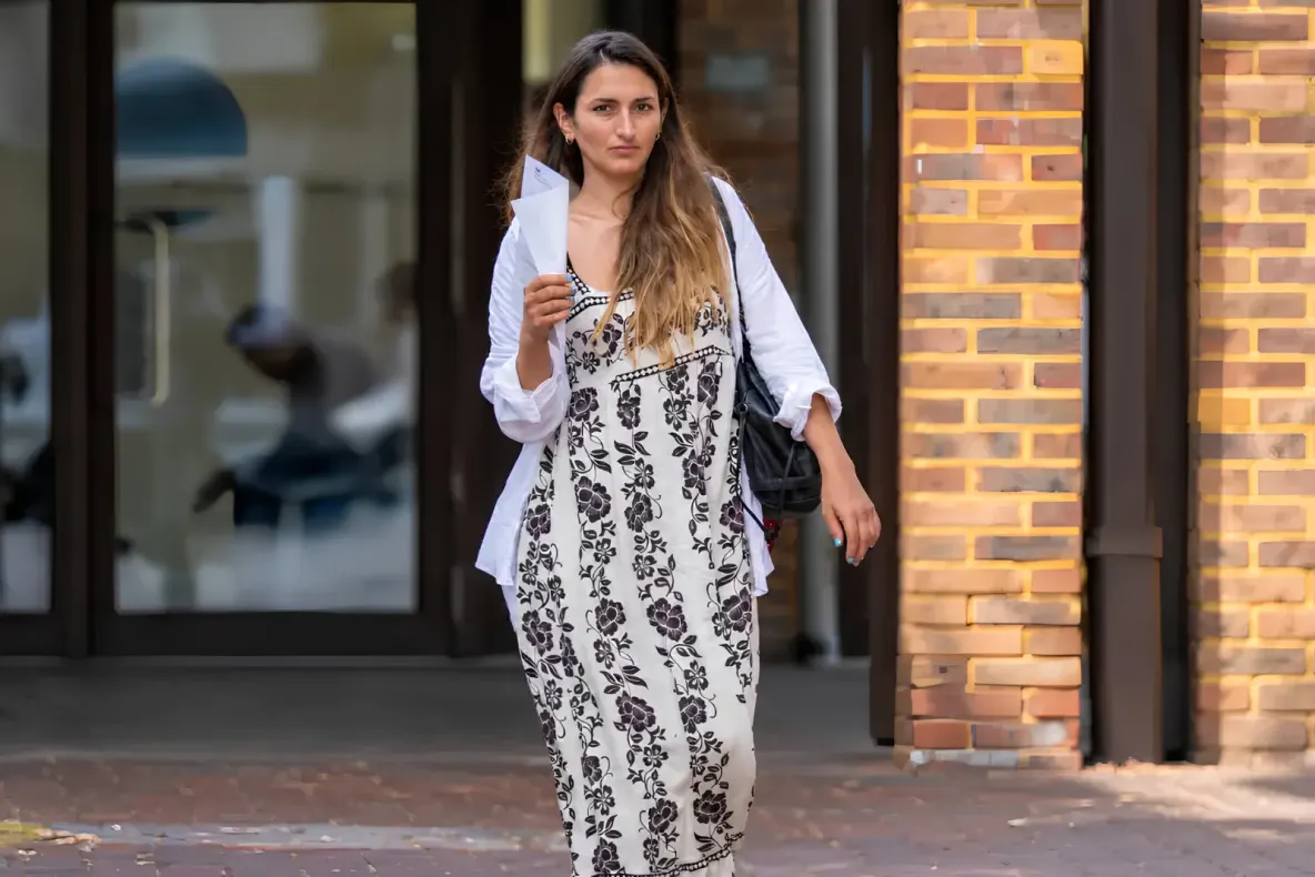 O membră a familiei regale din Abu Dhabi găsită drogată pe o stradă din Londra