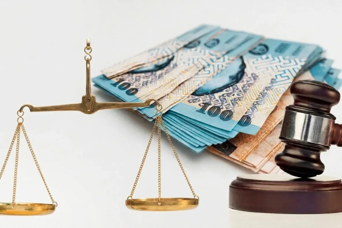 Un economist al Universității Spiru Haret, trimis în judecată pentru delapidare. Prejudiciul depășește 900.000 de lei