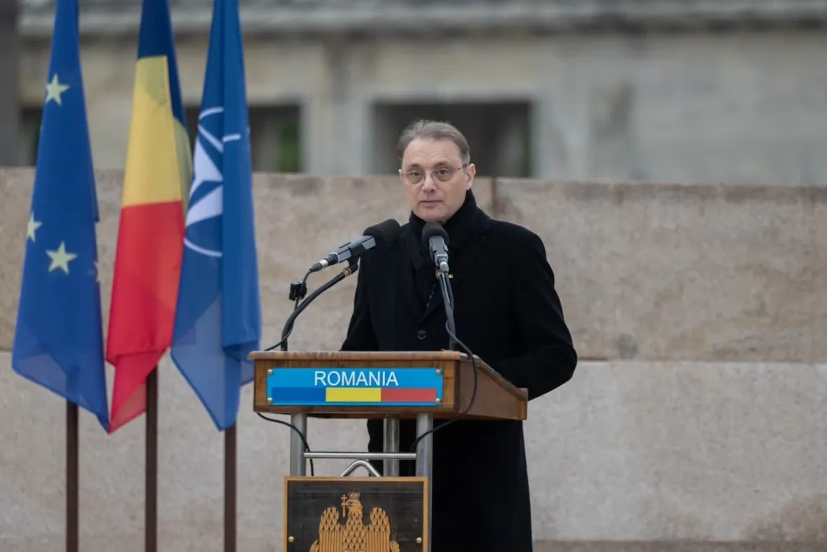 Luca Niculescu „Avem datoria să le oferim militarilor condiții demne”. Cele trei priorități ale Guvernului în domeniul apărării