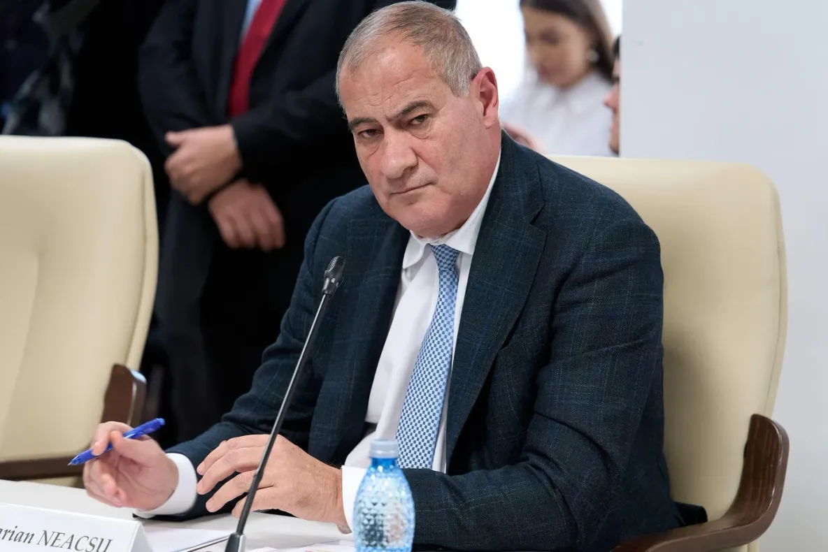 Ciprian Ciucu și cei șase primari de sector, chemați de noul ministru de Interne la discuții despre siguranța copiilor