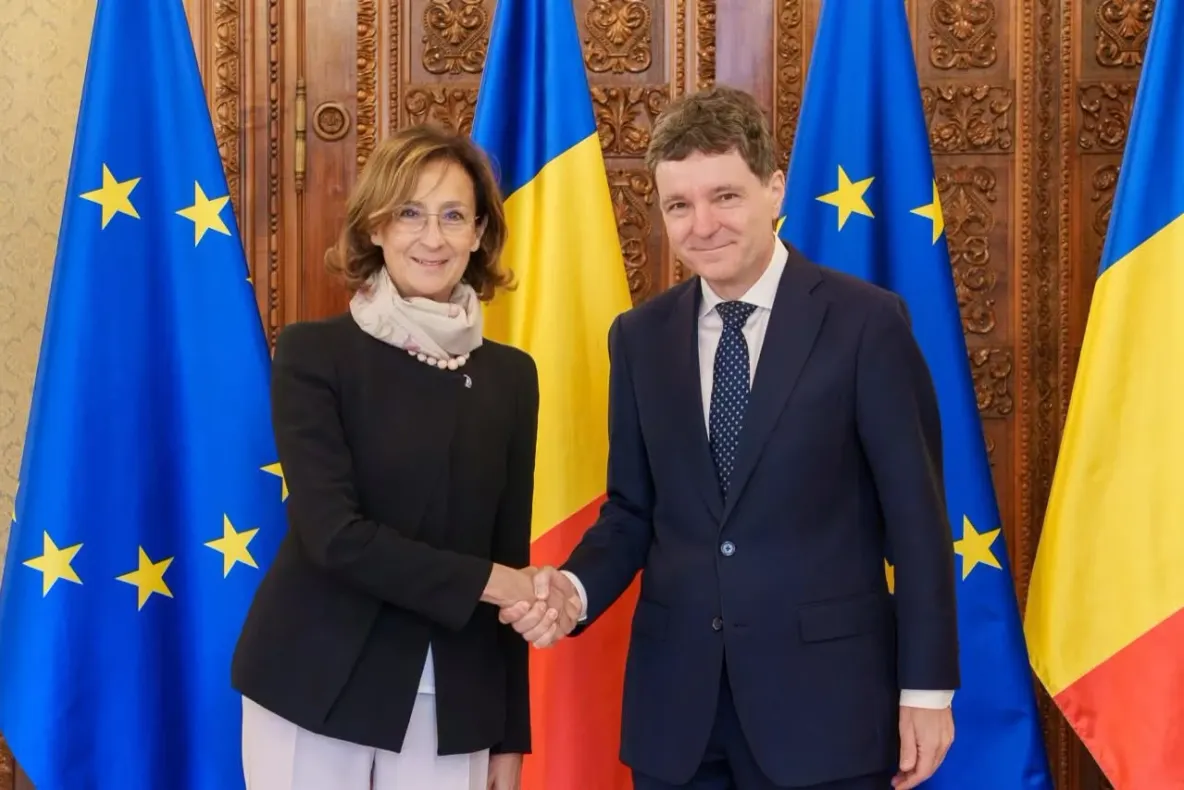 Nicușor Dan, după întâlnirea cu șefa Comisiei de la Veneția: „Dialogul deschis cu experții europeni este esențial”