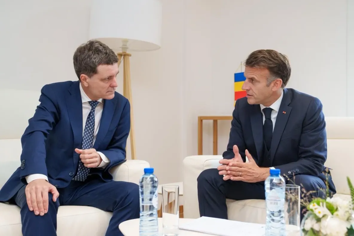 Nicușor Dan, discuții cu Macron despre atacurile cu drone din Marea Neagră și securitatea navigației