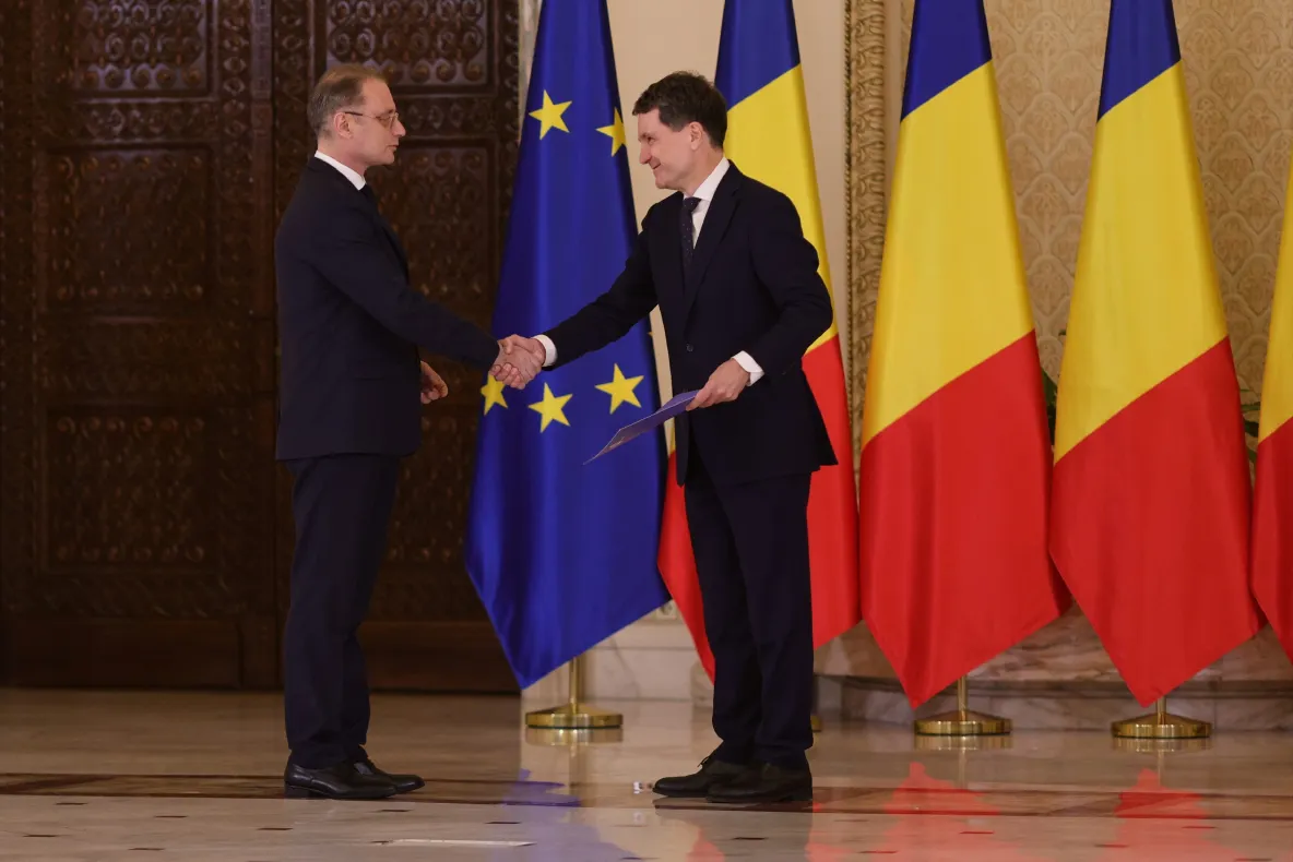 Nicușor Dan, primul mesaj după ce guvernul Niculescu a depus jurământul: "Există un semn de maturitate pentru democrația noastră”