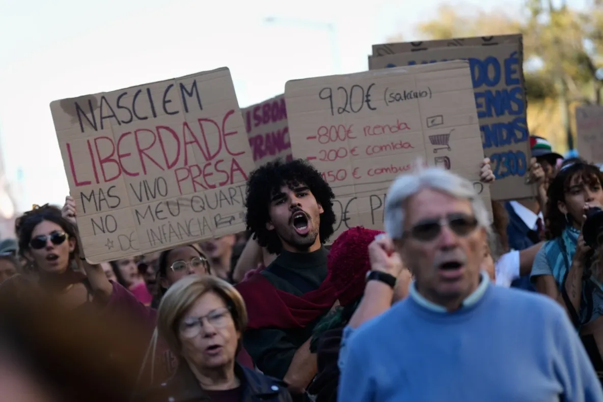 Noi proteste în Portugalia. Criza locuințelor a scos mii de oameni în stradă