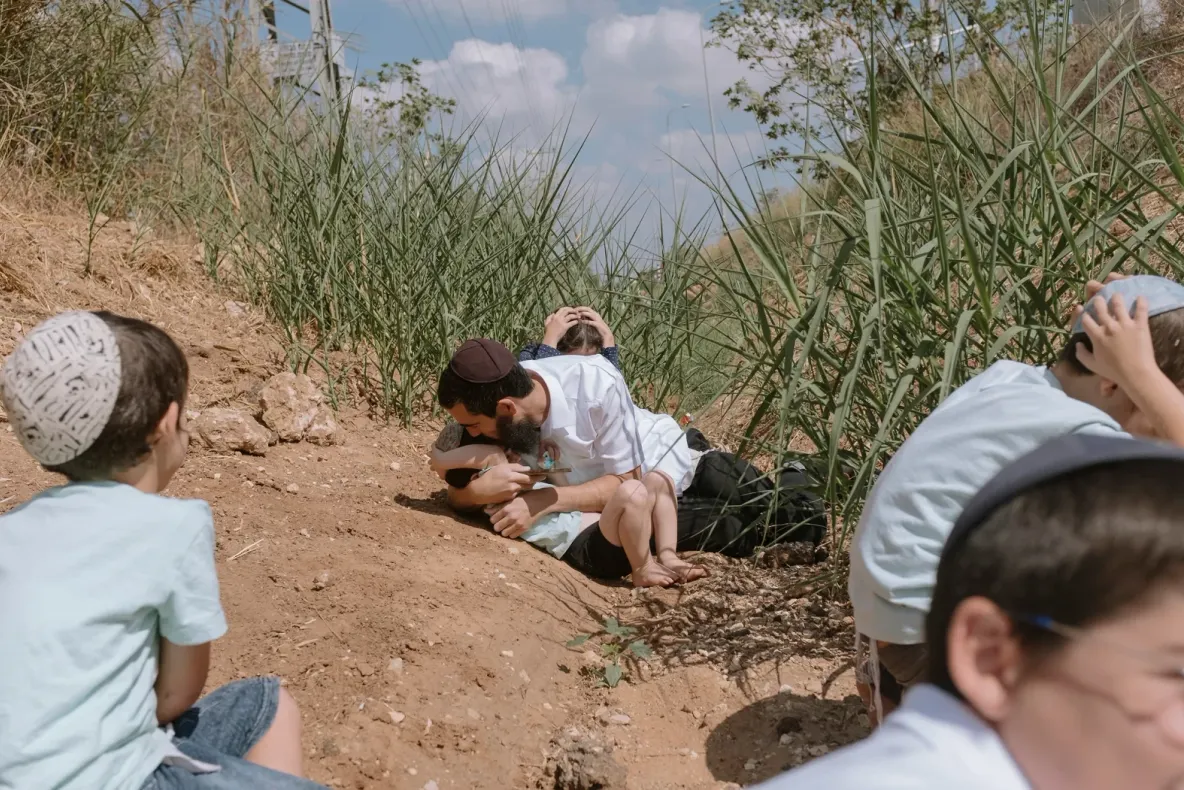 7 octombrie, ziua care a schimbat Orientul Mijlociu. Trei ani de la masacrul Hamas: Israelul își plânge morții, Gaza rămâne în ruine