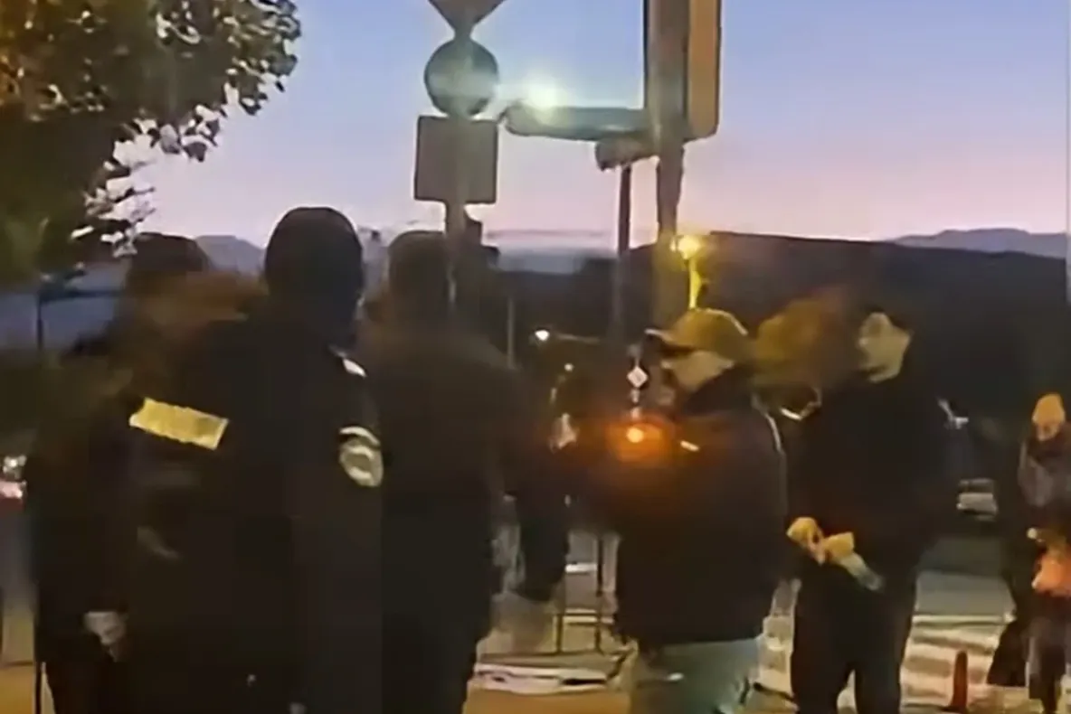 Scandal la pelerinajul Sfintei Parascheva. Jandarmii au intervenit în forță: s-au dat amenzi de aproape 1000 de lei VIDEO