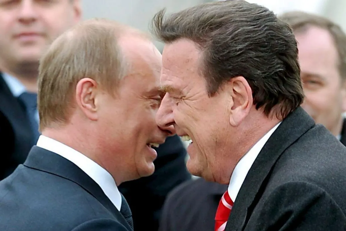 A fost cancelar al Germaniei, apoi a ajuns în conducerea Rosneft. Acum primește o nouă funcție în Rusia
