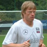 Kahn şi-a anunţat retragerea pentru 2008