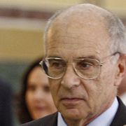 Ambasadorul Taubman: "România nu are o Constituţie suficient de puternică pentru a susţine o democraţie"