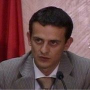 Dispoziţia lui Videanu privind mărirea tarifelor de salubrizare, contestată de prefectul Capitalei