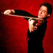 Şi-a uitat în taxi vioara care valora 4 milioane de dolari