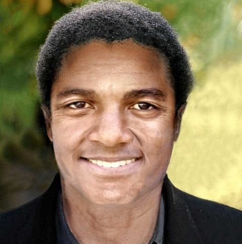 Aşa ar fi trebuit să arate Michael Jackson la 50 de ani