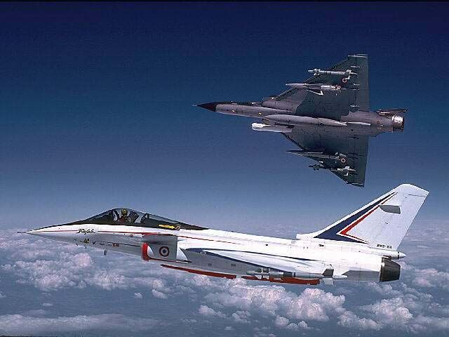 Incident militar în Marea Neagră. Rușii au interceptat avioane NATO. Moscova spune că nu dorește „o escaladare”