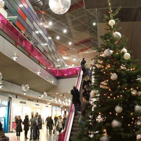 Programul de Sărbători al hipermarketurilor din Capitală