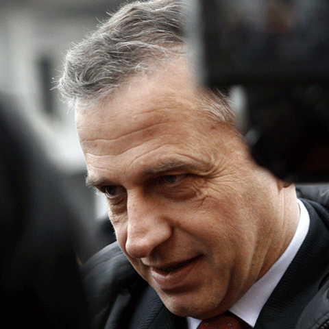 O măsură anticriză - Geoană, "uns" rapid vicepreşedinte CSAT