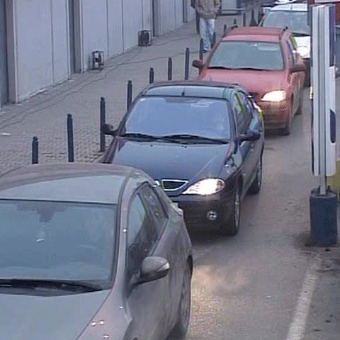 Producătorii de autoturisme româneşti şi constructorii vor avea pierderi în 2009 