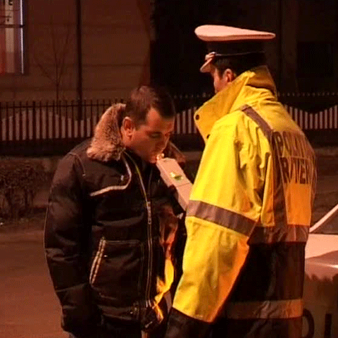 Poliţiştii au organizat o razie printre şoferii din Focşani 